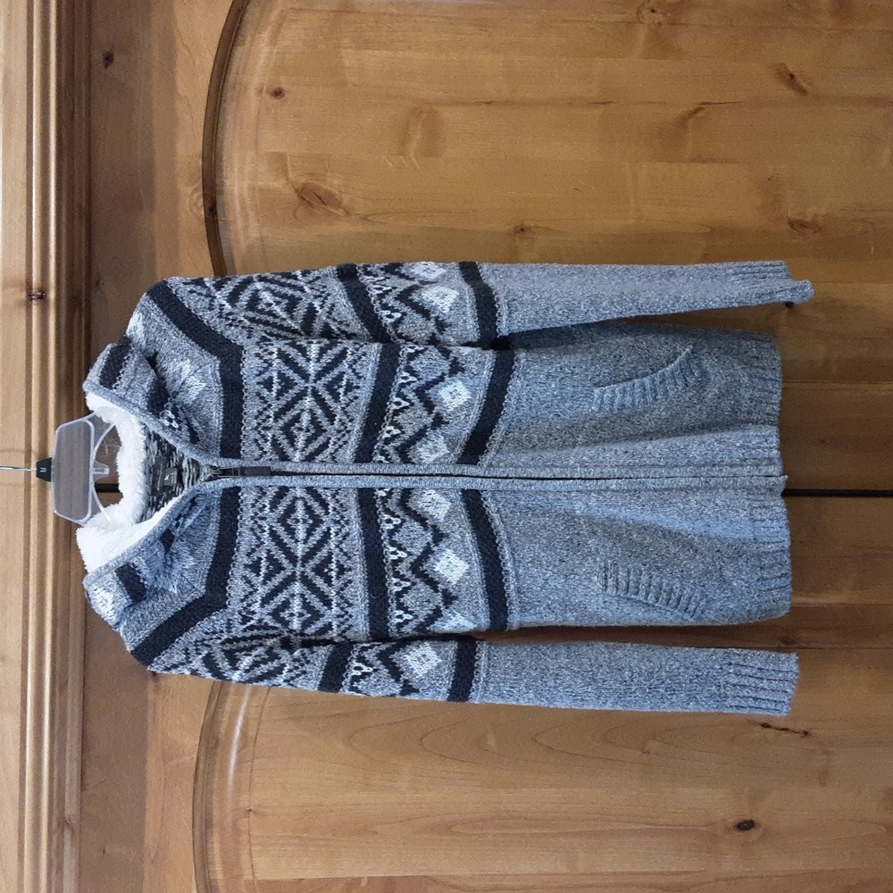 Hooded Sweater | Eddie Bauer
